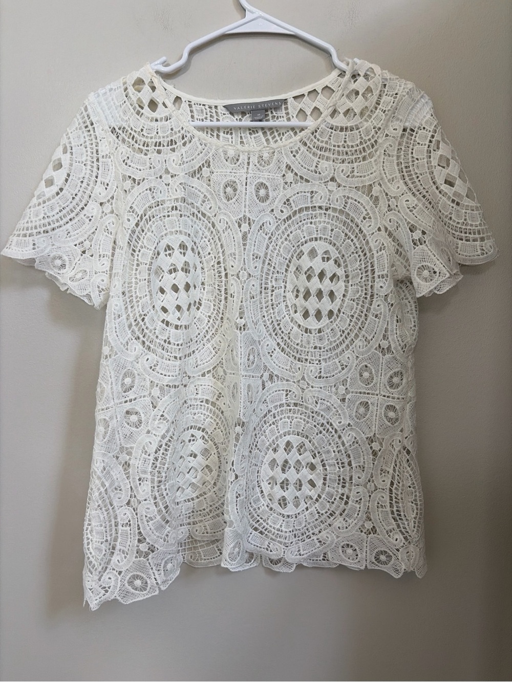 Valerie Stevens White Crochet Lace Short Sleeve Blouse